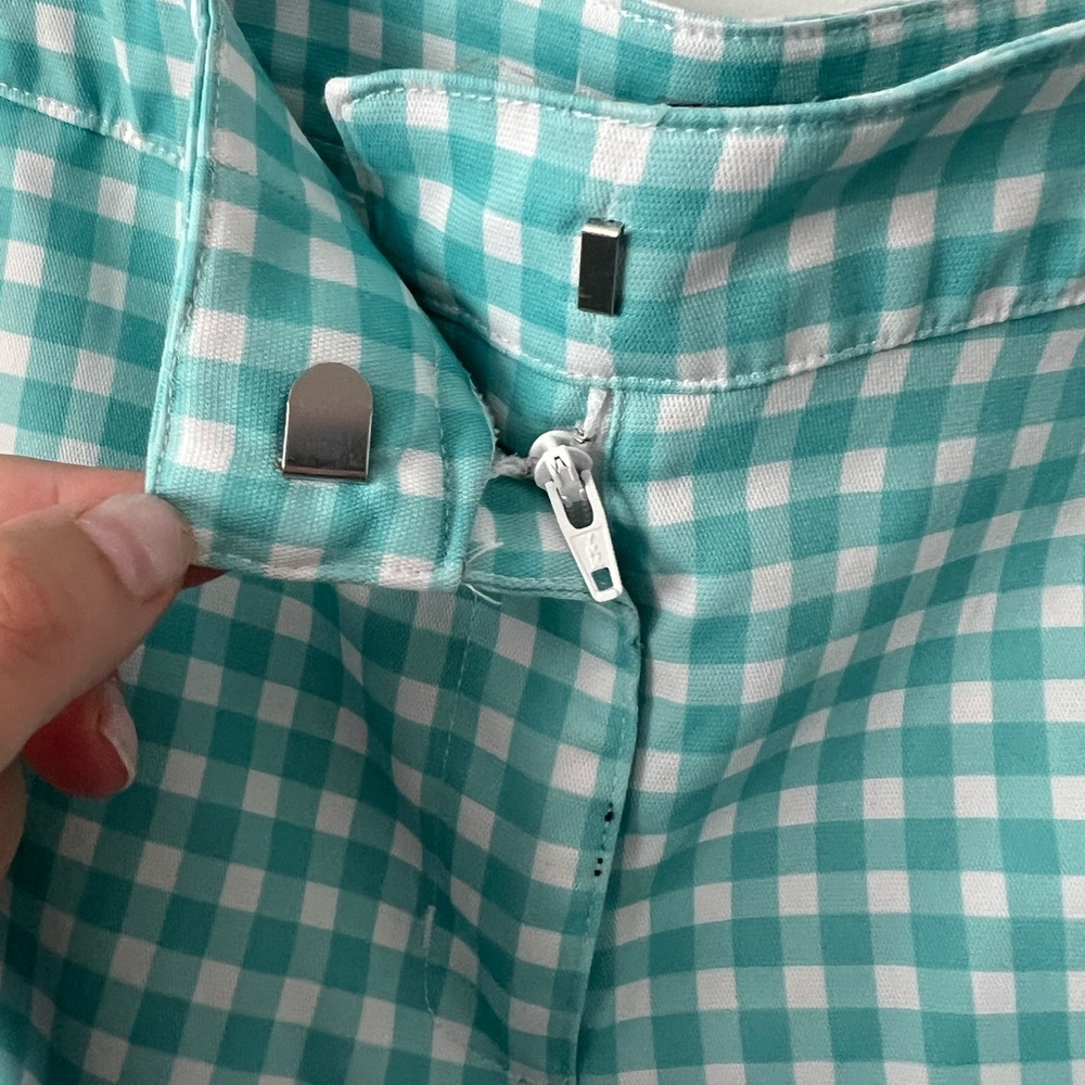 Callaway Women’s Opti-dry Aqua/White Gingham Shorts | Size 8 - Picture 3 of 6